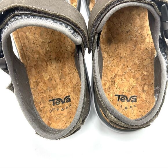 Teva Men’s Terra Float Fisher Sandals 9 Gray NWT - Picture 8 of 12